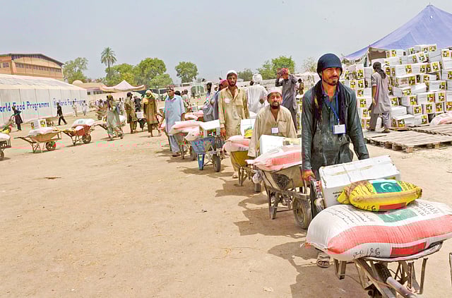 1.1380529-2768932352