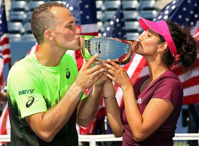 1.1381357-1981800709