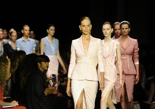 1.1381695-1247765609