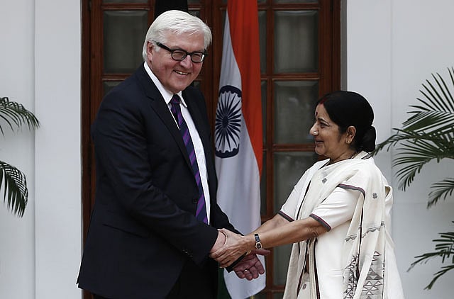 1.1382418-1460783534