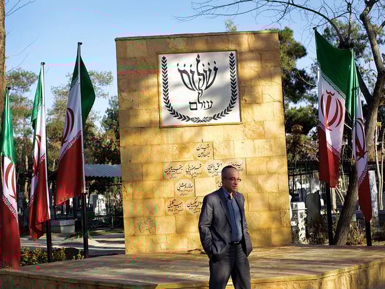 1.1444003-1803653502