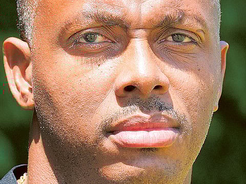 Courtney Walsh's blueprint for bowling to big hitters