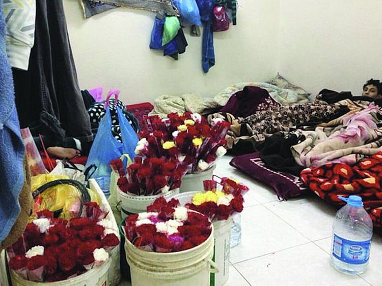 1.1437083-1969543506