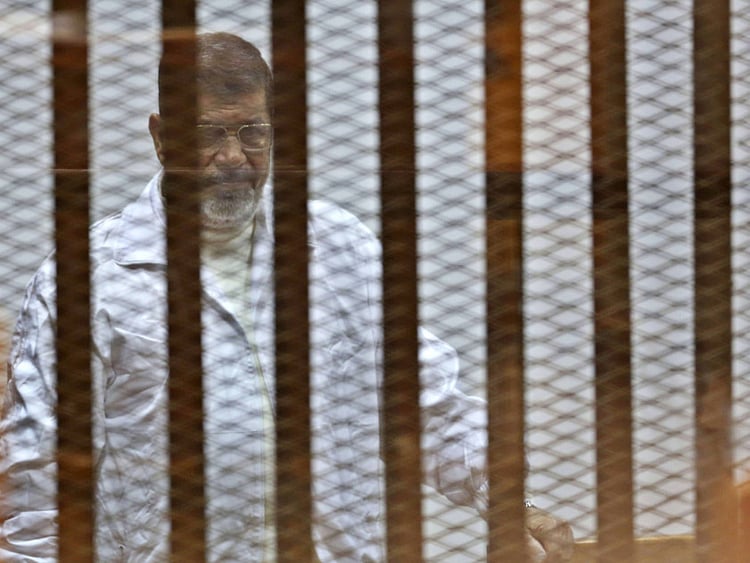 1.1438538-4235189568