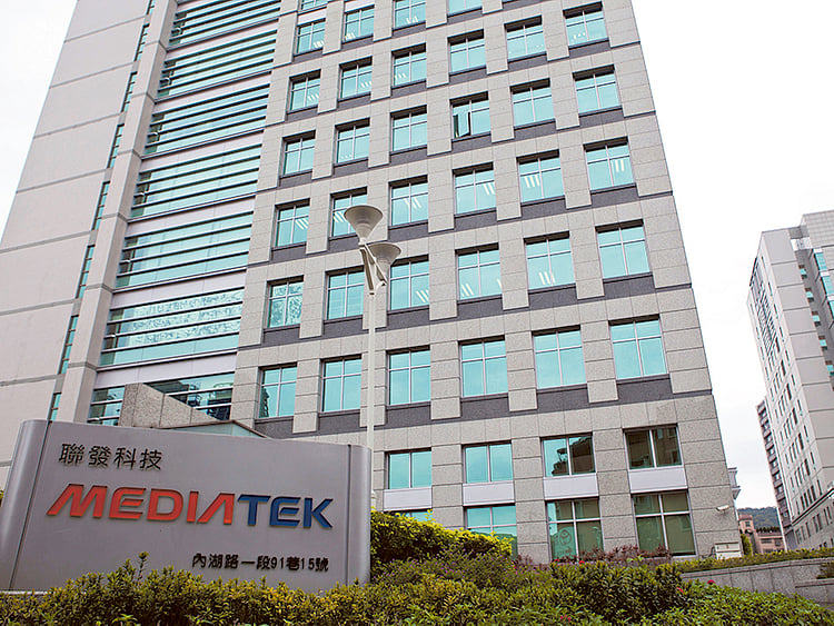 1.1593010-3712650023