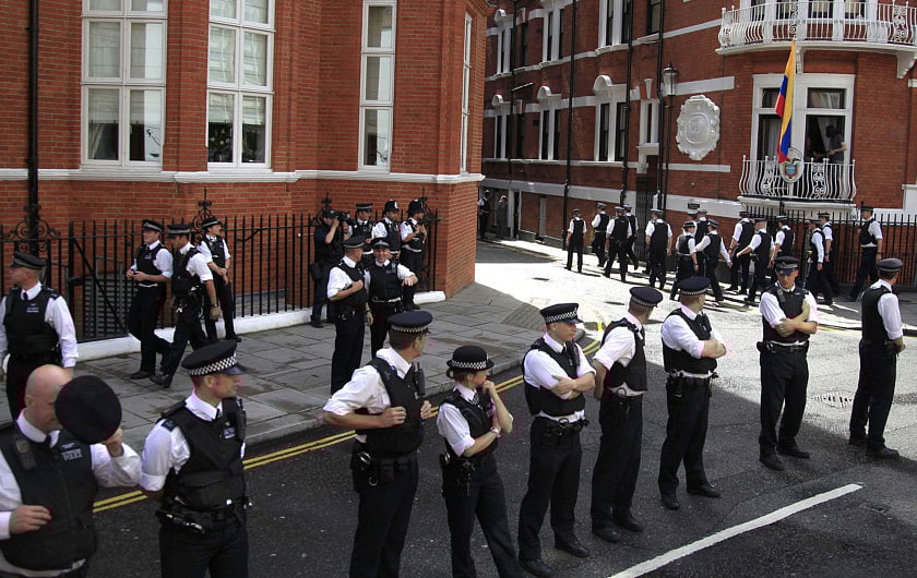 1.1599654-3703779320