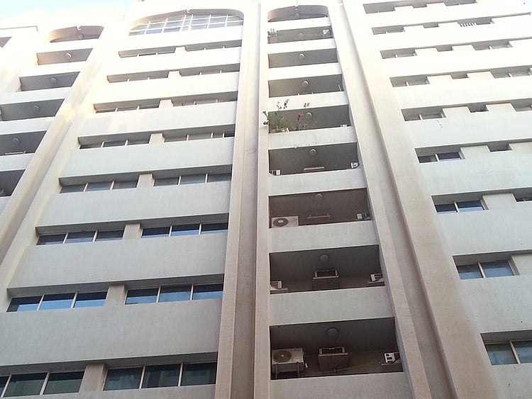 1.1600255-1176216384