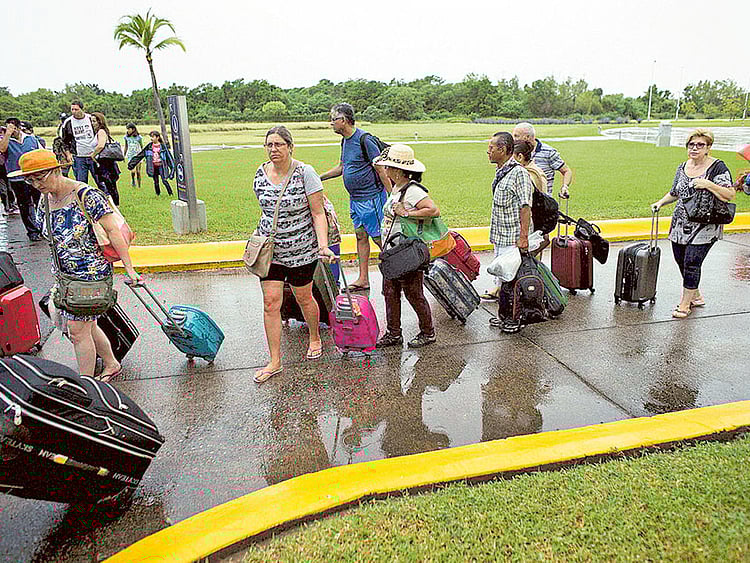 1.1605978-3477941434