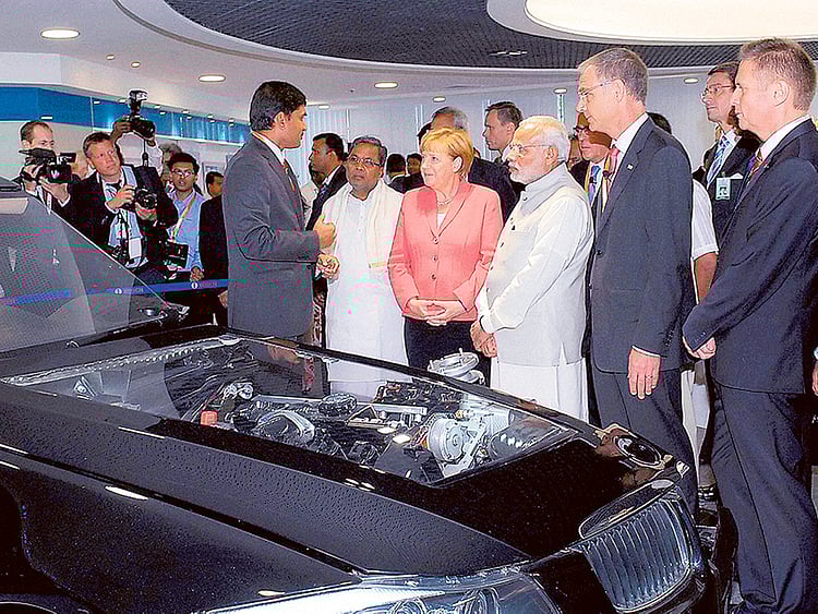 1.1596059-3388651852