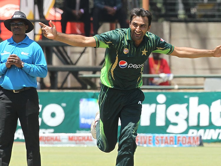 1.1596332-3685131977