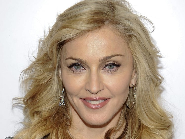 1.1596809-2472528560