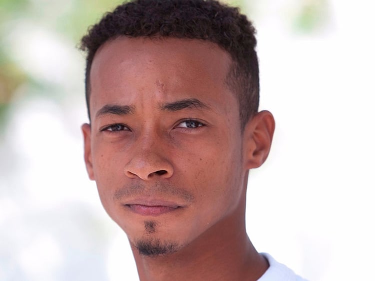 1.1596682-3128671420