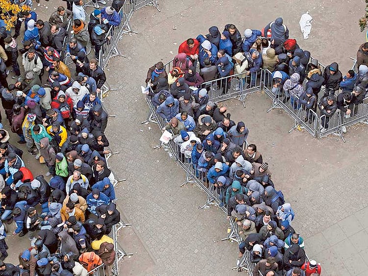 1.1596726-2055940814