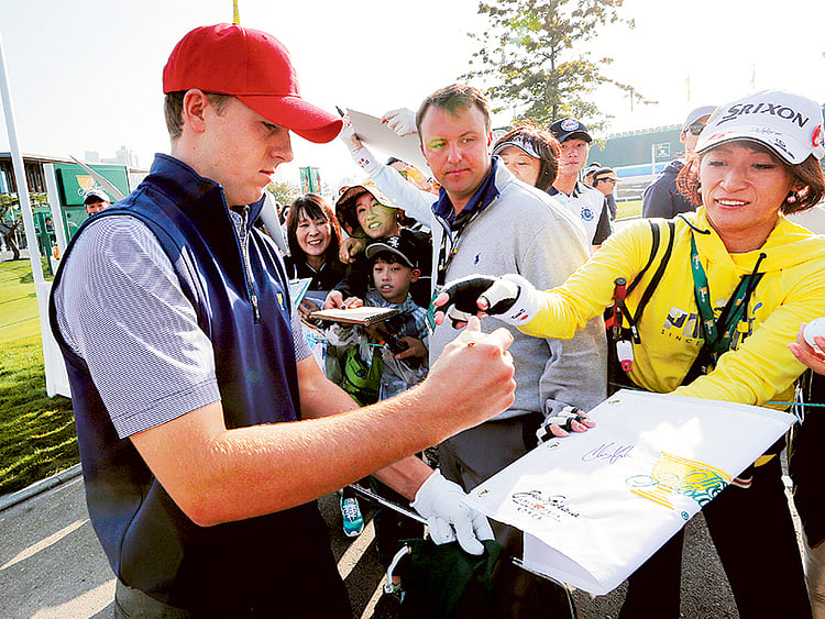 1.1596753-3048068317