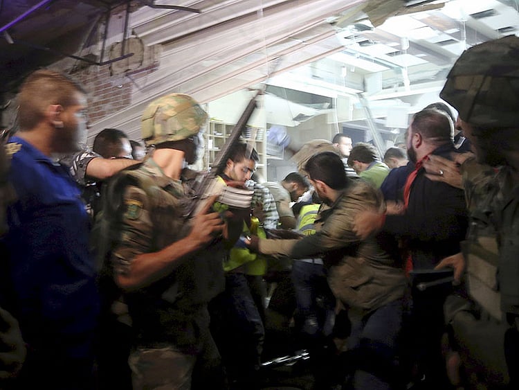 1.1619181-2851205470