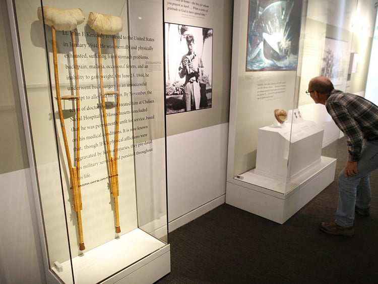 1.1622044-2777728598