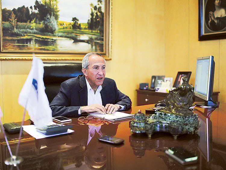 1.1624729-3808294588