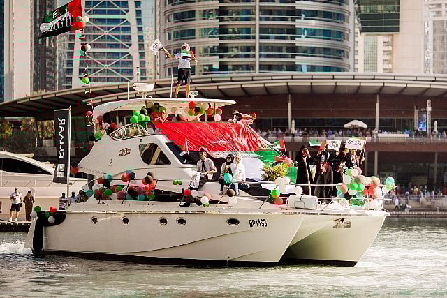 1.1625648-1636494198