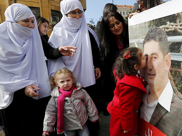 1.1629629-1040228981