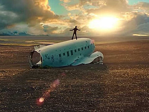 Shah Rukh explains broken plane in ‘Gerua’ video