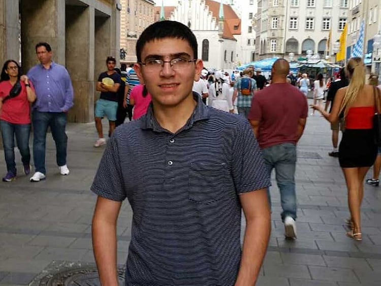 1.1641457-1766951655