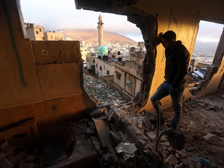 1.1631076-4110183556