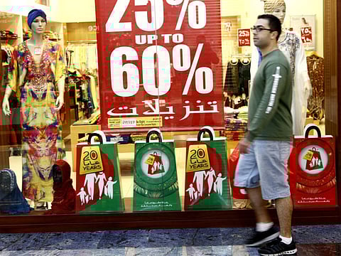 Further price markdowns, flash sale at DSF 's final weekend