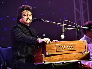 Review: Pankaj Udhas brings the letter and spirit back