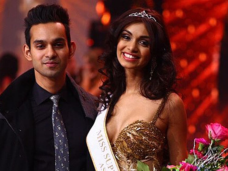 1.1632076-4217776879