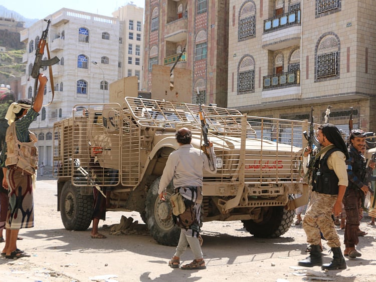 1.1633107-2009683674