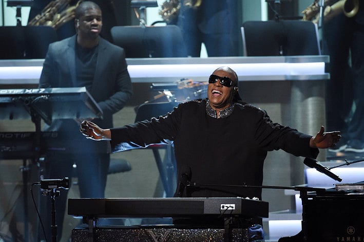 1.1456611-4251748859