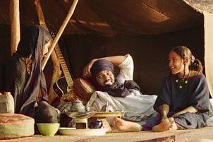 c.Everett Collection/REX