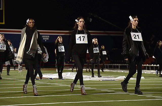 1.1458176-2475313082