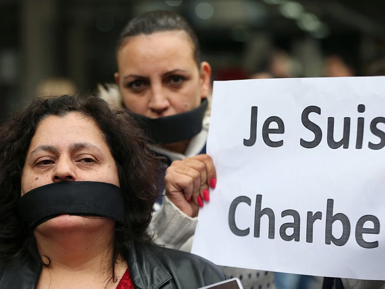 1.1461559-2135503819