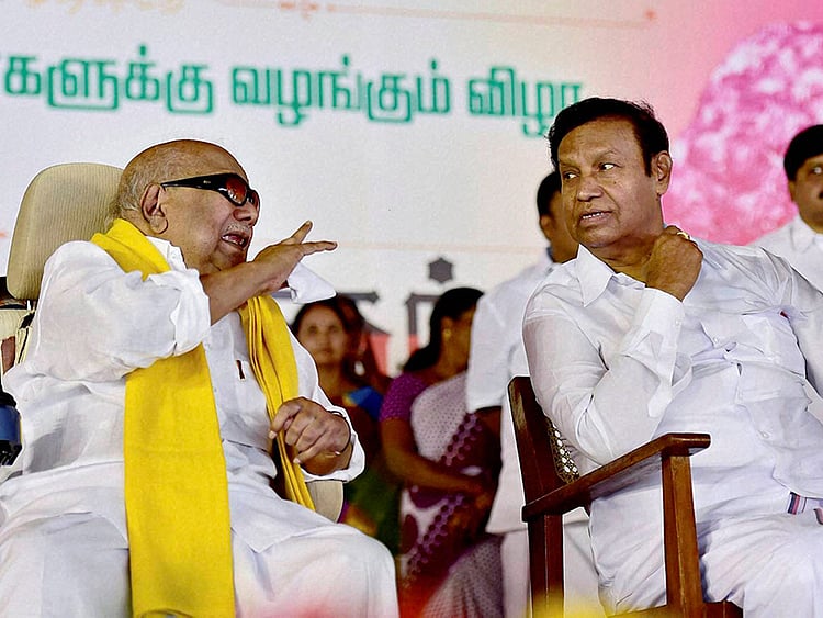 1.1464168-1017585308