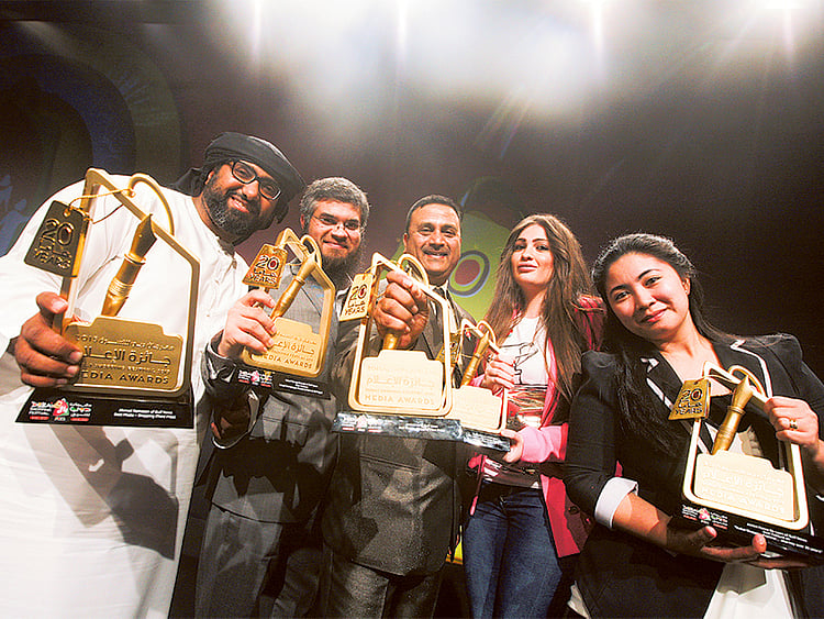 1.1451689-1980676951