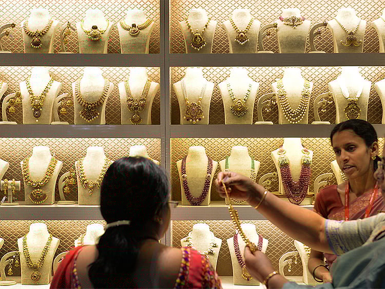 1.1454106-1980915070