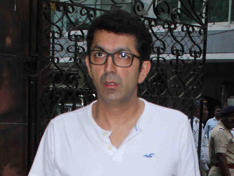 1.1464443-2127934460