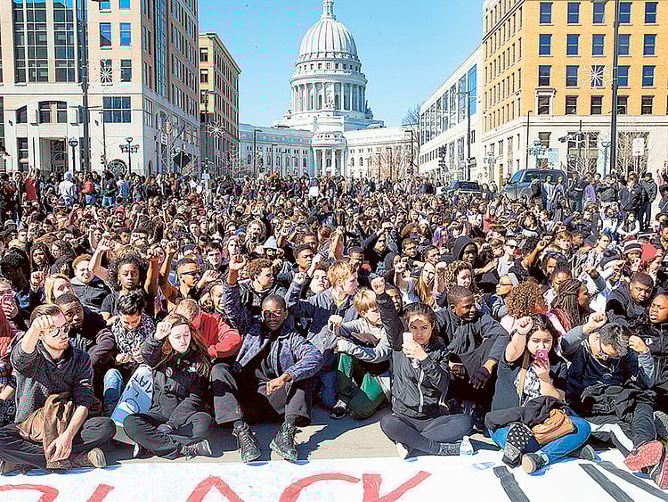 1.1469443-3054657208