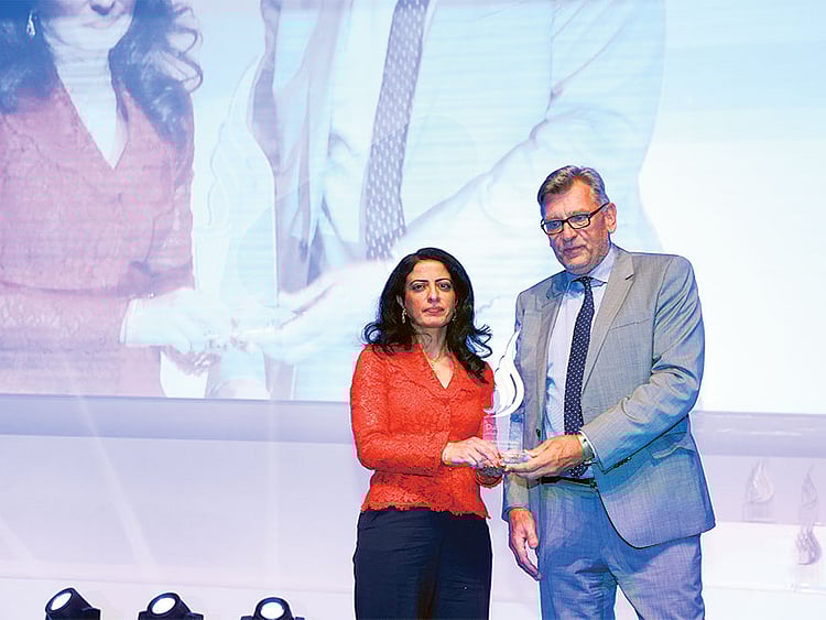 1.1470777-3885807399