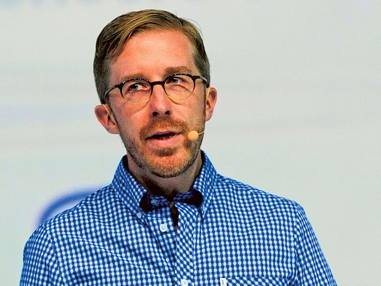 1.1473262-3037932015