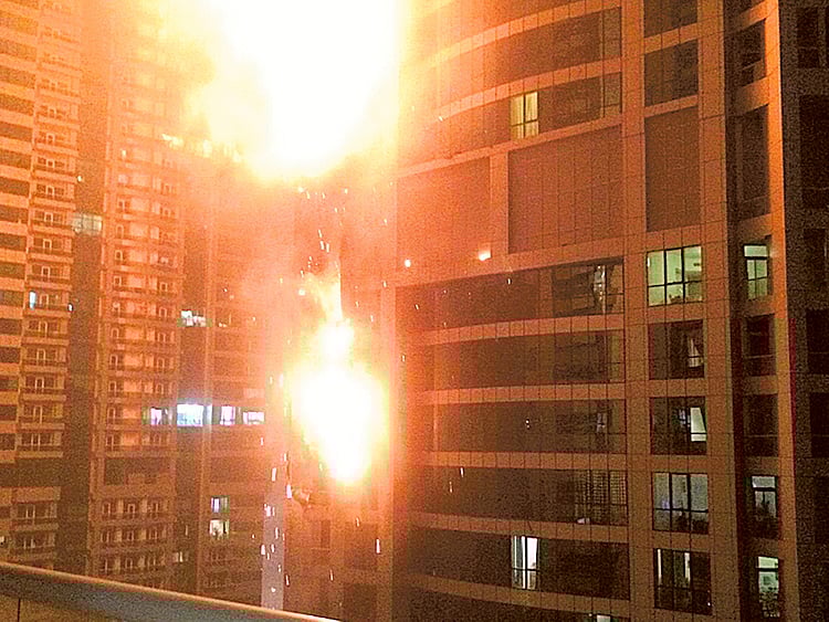 1.1465337-1900340161