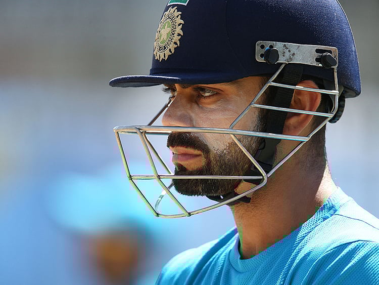 1.1831104-2000518498