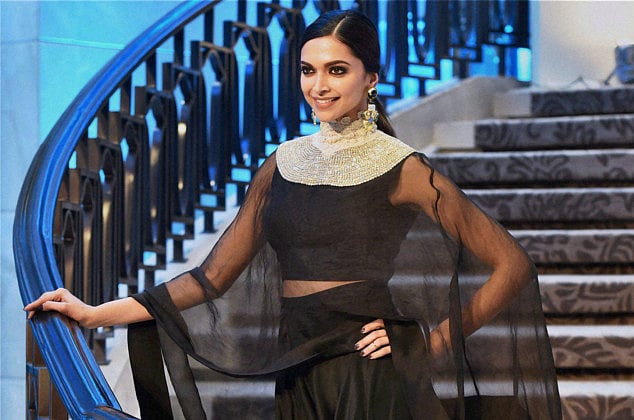 1.1477522-4286805664