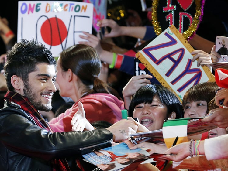 1.1479686-2196480982