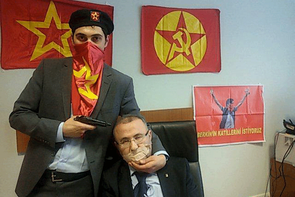 1.1561659-3921534197