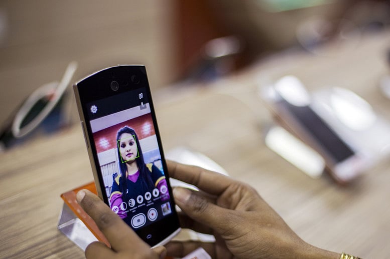 1.1483896-3807523210