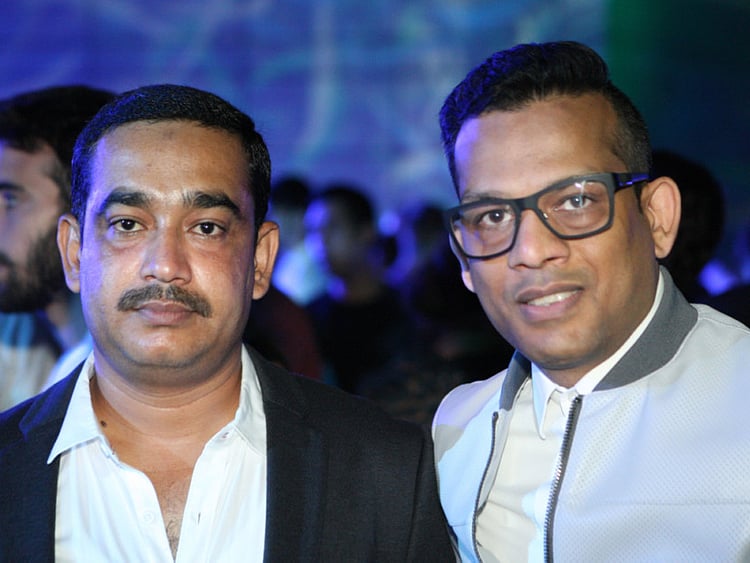 1.1484024-2186000155