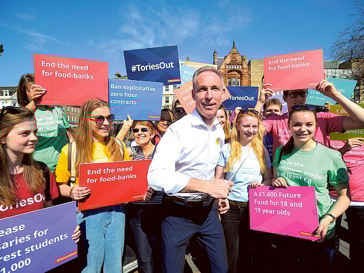 1.1497821-2455458618