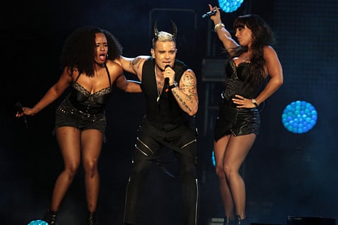 Review: Robbie Williams an all-round entertainer in Abu Dhabi